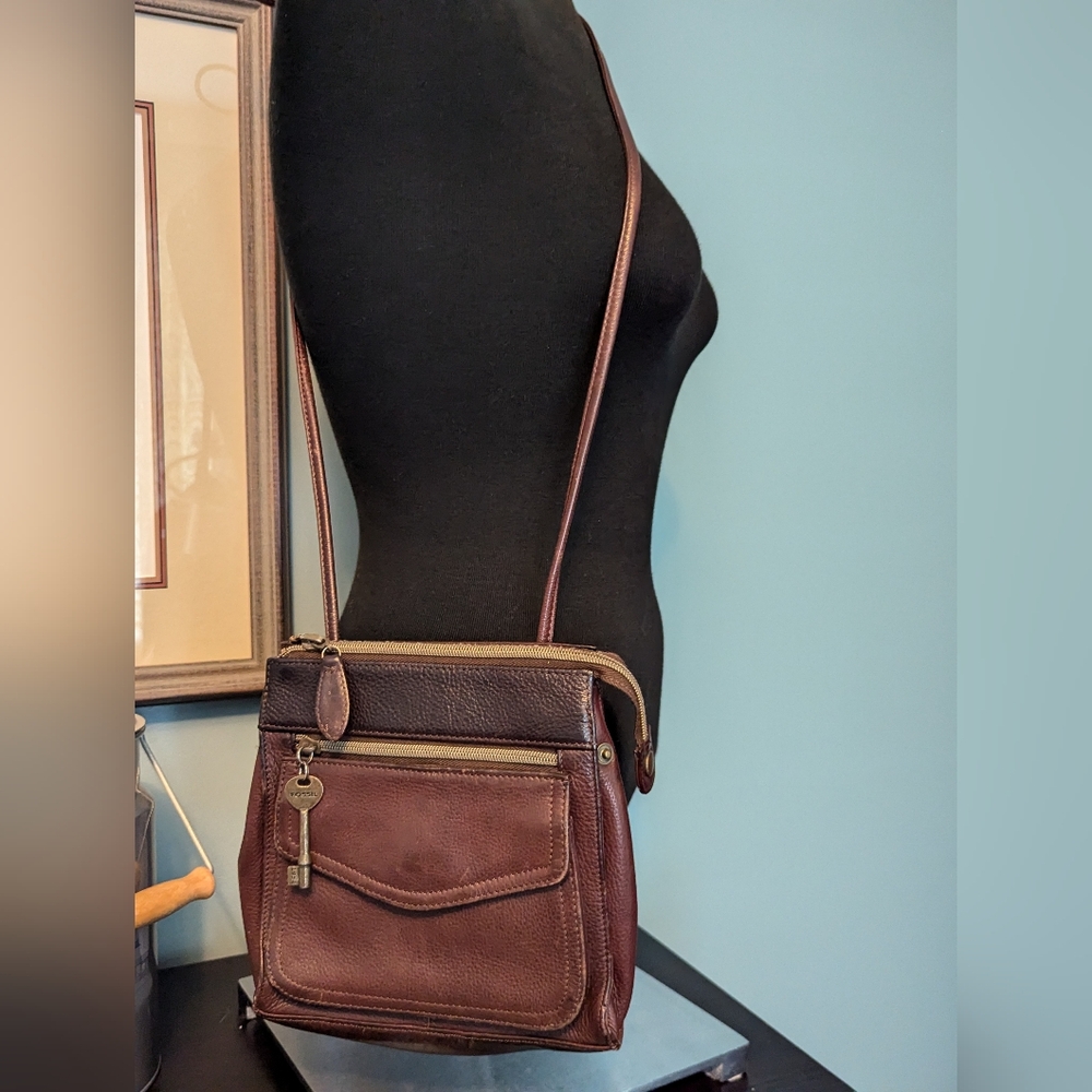 Fossil pebble leather crossbody bag
